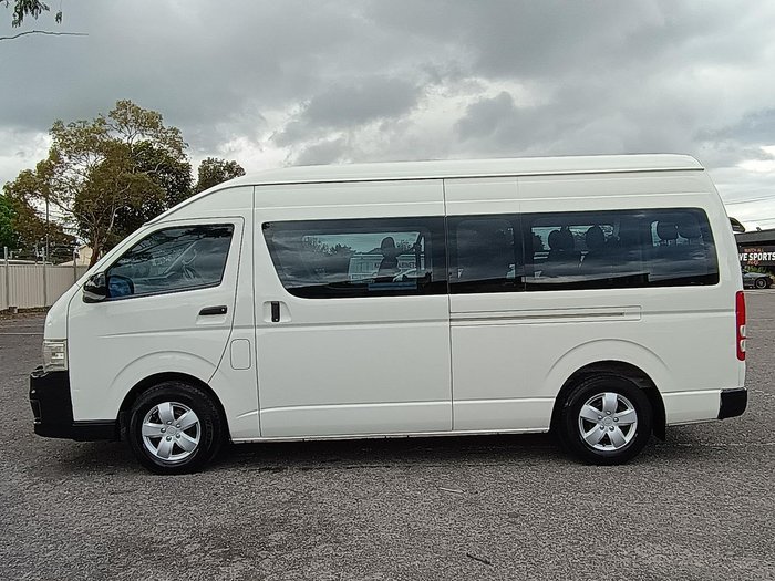 2011 Toyota Hiace Commuter