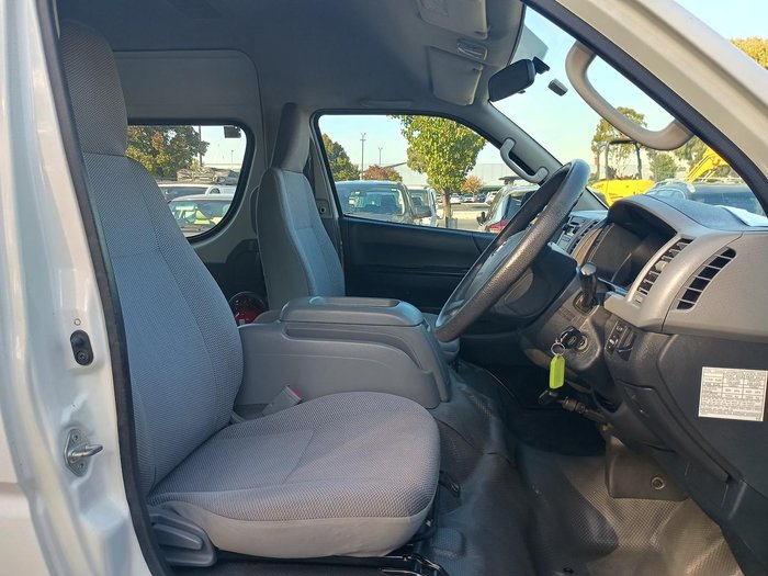 2008 Toyota Hiace Commuter