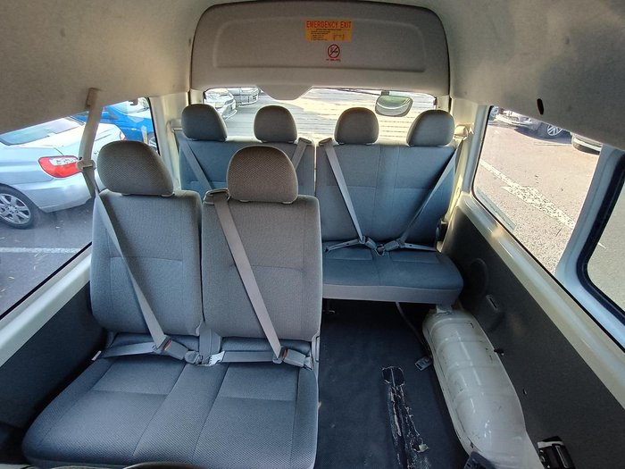2008 Toyota Hiace Commuter