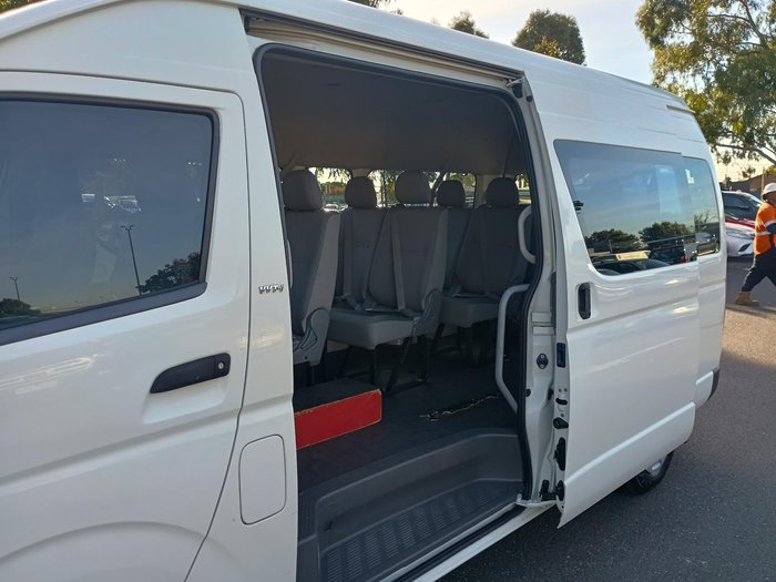 2008 Toyota Hiace Commuter