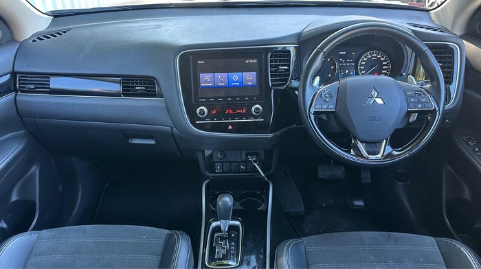 2020 Mitsubishi Outlander LS