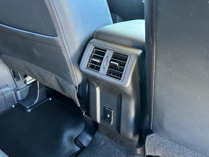 2020 Mitsubishi Outlander LS