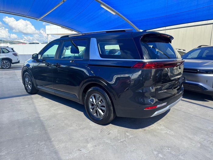 2023 Kia Carnival S