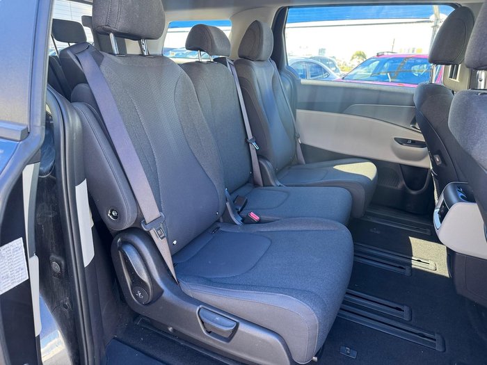 2023 Kia Carnival S