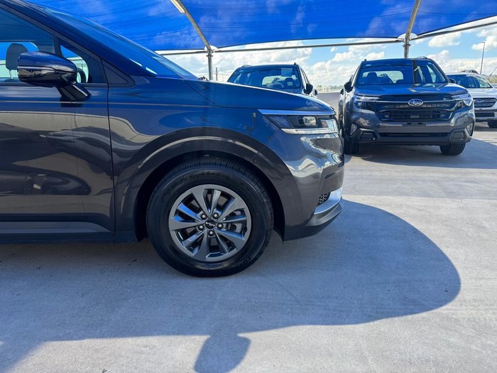 2023 Kia Carnival S