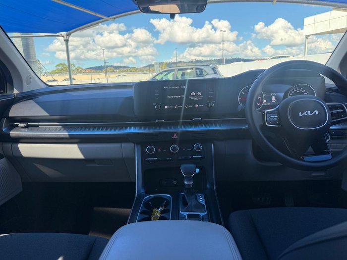 2023 Kia Carnival S