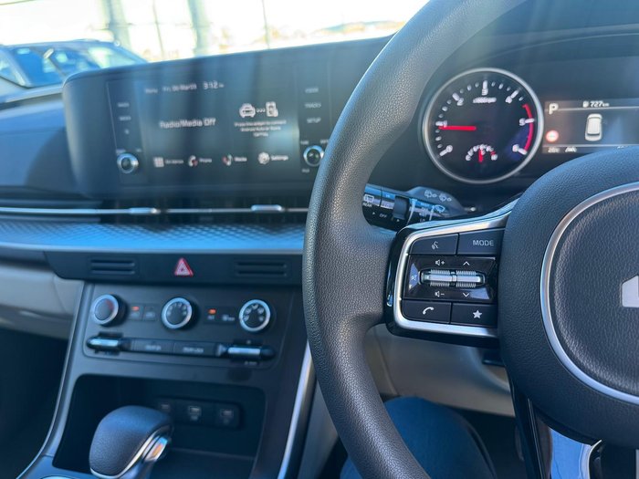 2023 Kia Carnival S