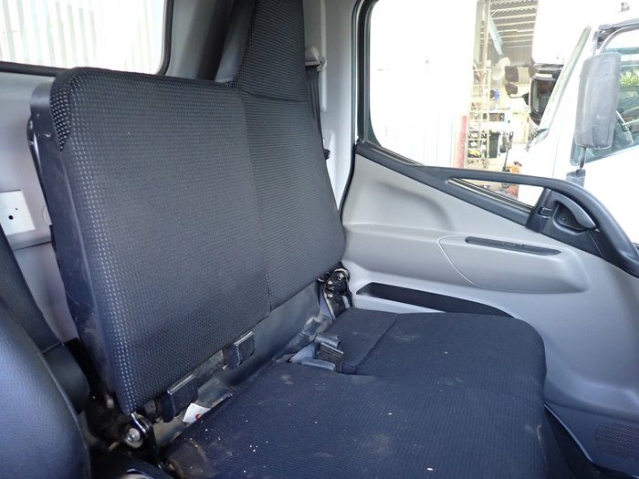 2023 MITSUBISHI CANTER 615