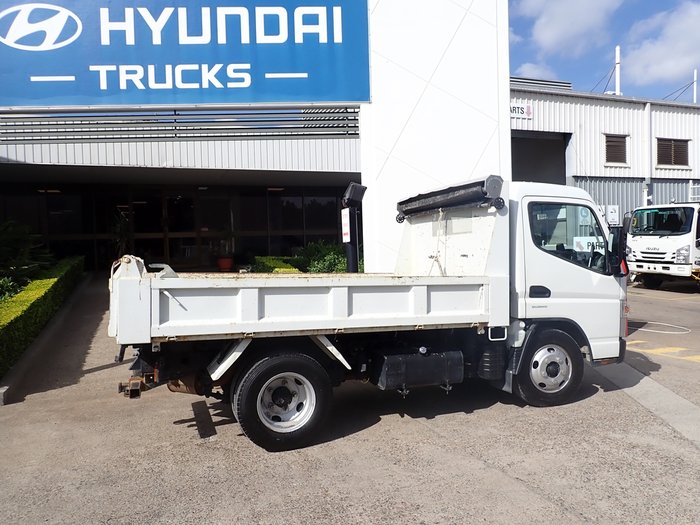 2023 MITSUBISHI CANTER 615