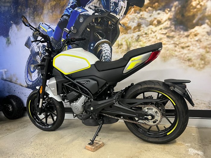 2023 CFMOTO 300 CL-X WHITE