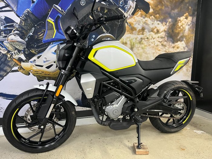 2023 CFMOTO 300 CL-X WHITE