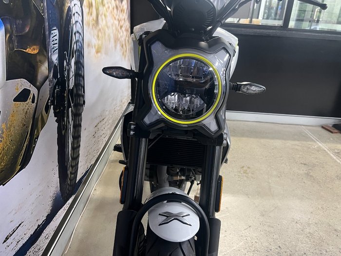 2023 CFMOTO 300 CL-X WHITE