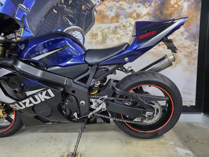 2004 Suzuki GSX-R750 BLUE