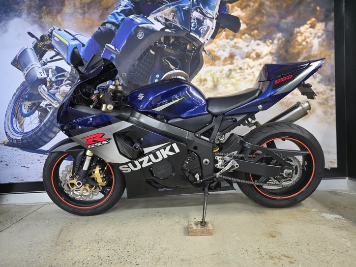 2004 Suzuki GSX-R750 BLUE