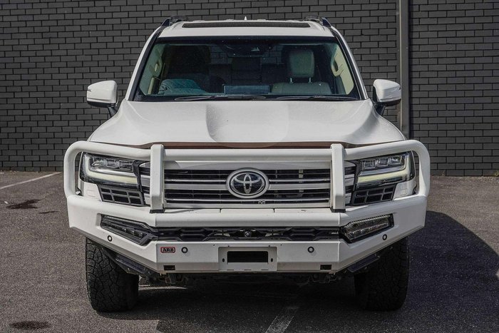 2023 Toyota Landcruiser VX