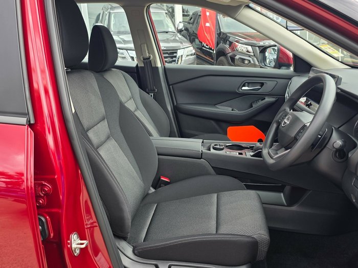 2025 Nissan X-TRAIL ST