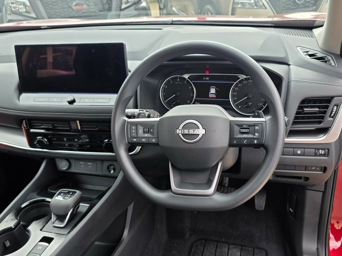 2025 Nissan X-TRAIL ST