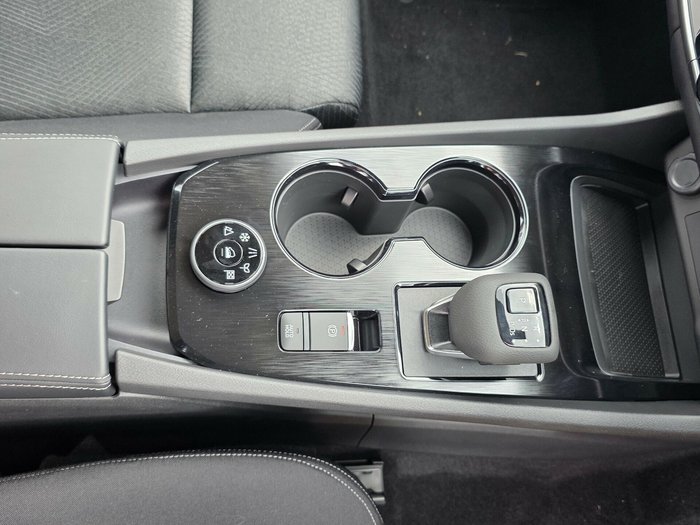 2025 Nissan X-TRAIL ST