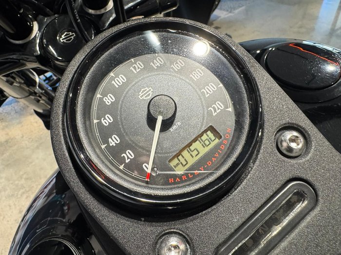 2016 Harley-Davidson Dyna Street Bob 103 (FXDB 103) Dyna Black