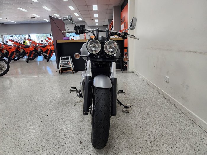 2012 Triumph THUNDERBIRD STORM grey