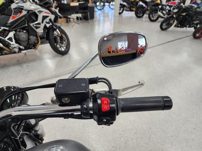 2012 Triumph THUNDERBIRD STORM grey