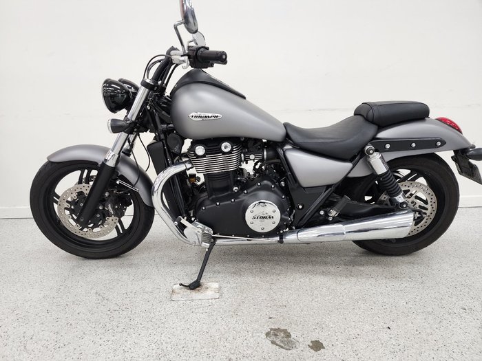 2012 Triumph THUNDERBIRD STORM grey