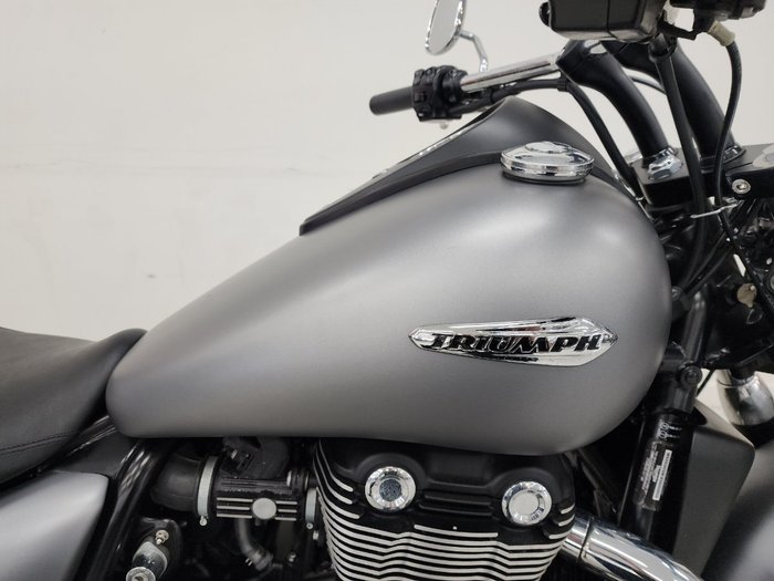 2012 Triumph THUNDERBIRD STORM grey