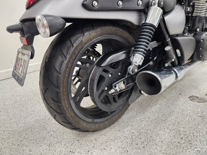 2012 Triumph THUNDERBIRD STORM grey