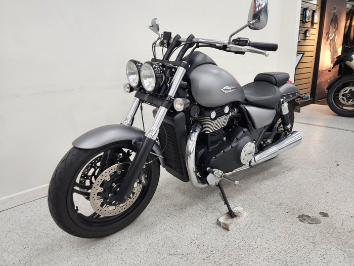2012 Triumph THUNDERBIRD STORM grey