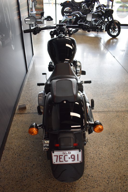 2018 HARLEY-DAVIDSON FXBR BREAKOUT