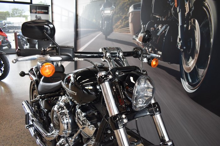 2018 HARLEY-DAVIDSON FXBR BREAKOUT