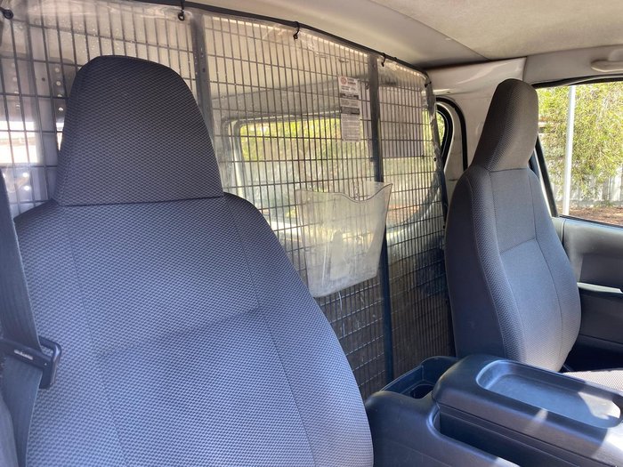 2016 Toyota Hiace KDH201R French Vanilla