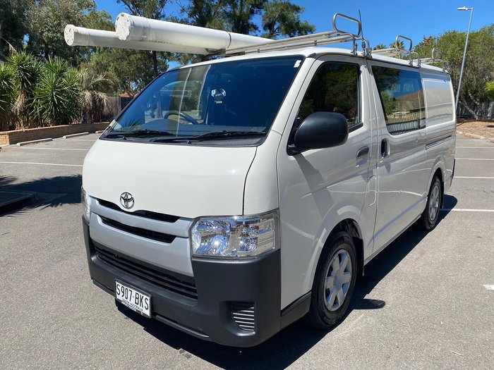 2016 Toyota Hiace KDH201R French Vanilla