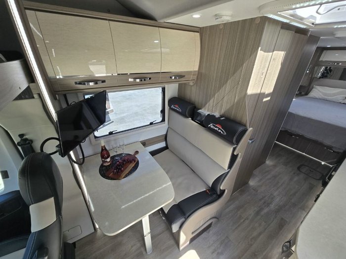 2023 AVAN OVATION M6 C CLASS