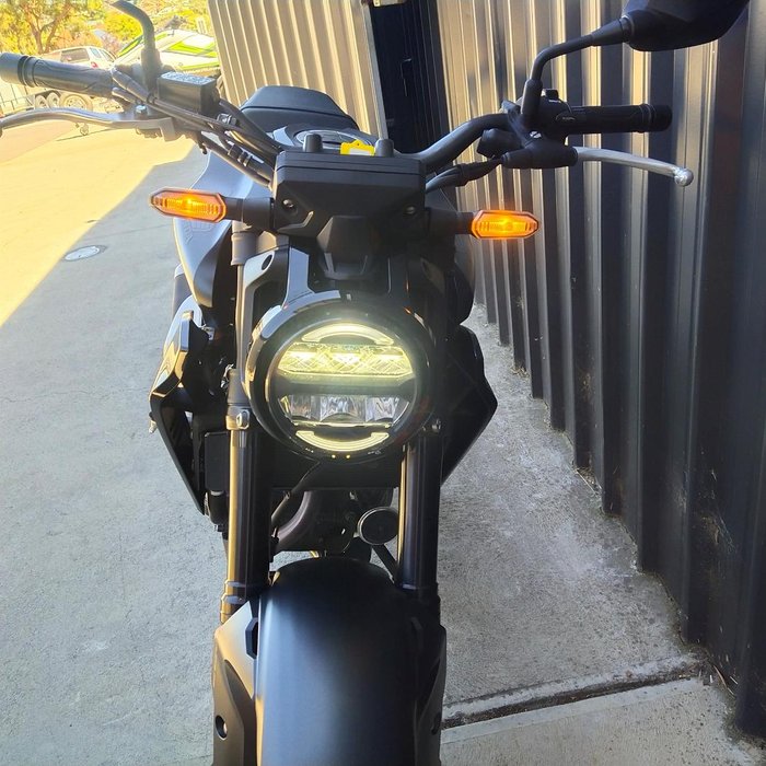 2024 Honda CB300R (CB300RA) CB300 Black