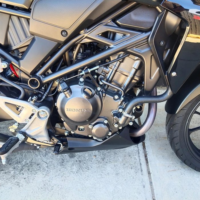 2024 Honda CB300R (CB300RA) CB300 Black