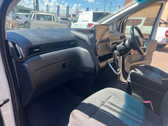 2022 Hyundai STARIA LOAD