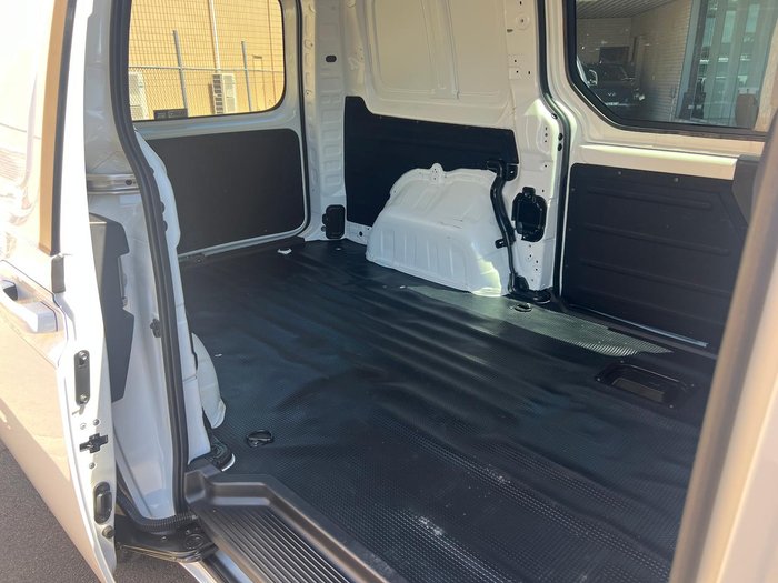 2022 Hyundai STARIA LOAD US4.V2 MY23 Creamy White