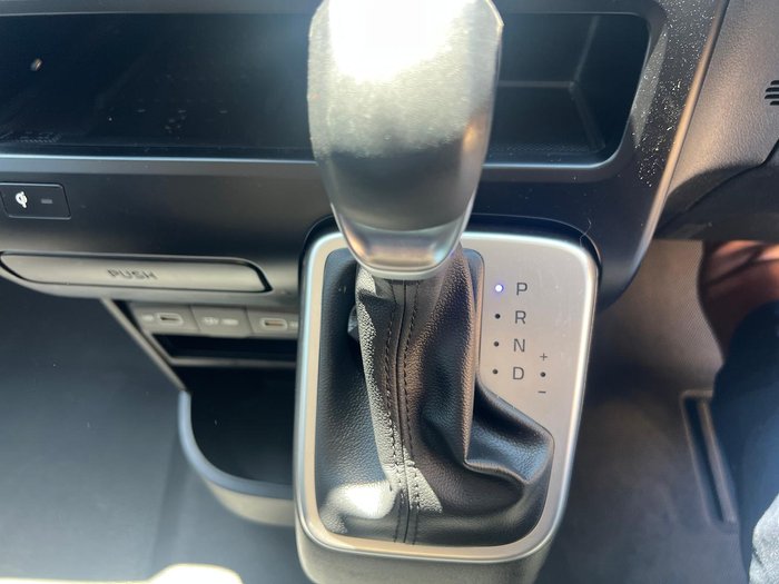 2022 Hyundai STARIA LOAD US4.V2 MY23 Creamy White