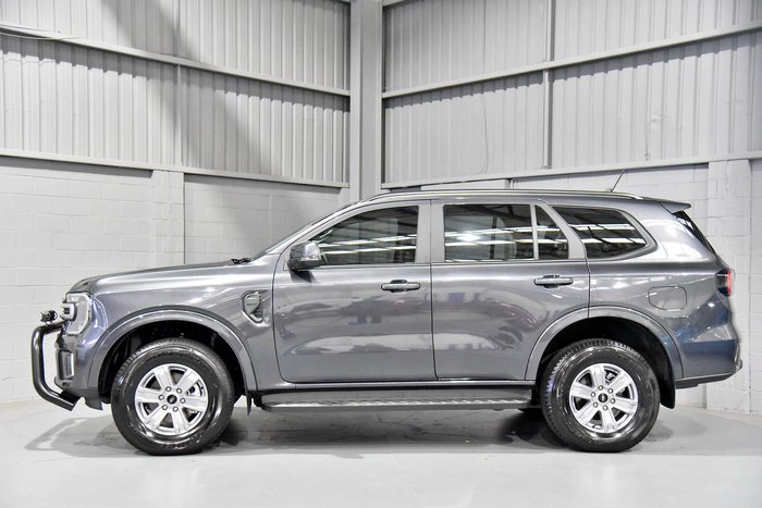 2025 Ford Everest Ambiente
