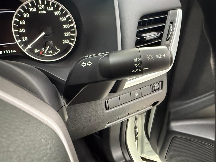 2026 Nissan X-TRAIL ST T33 MY26 Everest White