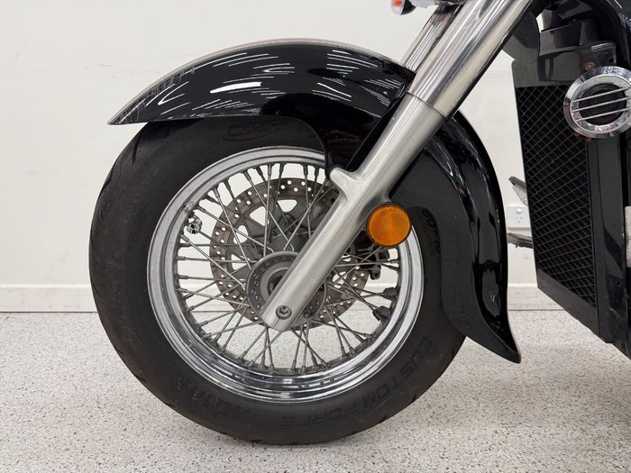 2014 Suzuki VL800T (BOULEVARD C50T) Black