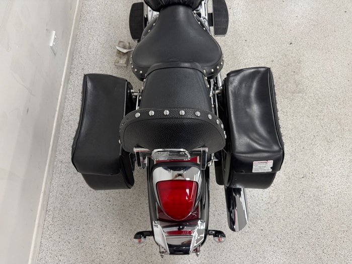 2014 Suzuki VL800T (BOULEVARD C50T) Black