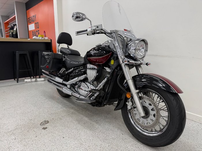 2014 Suzuki VL800T (BOULEVARD C50T) Black