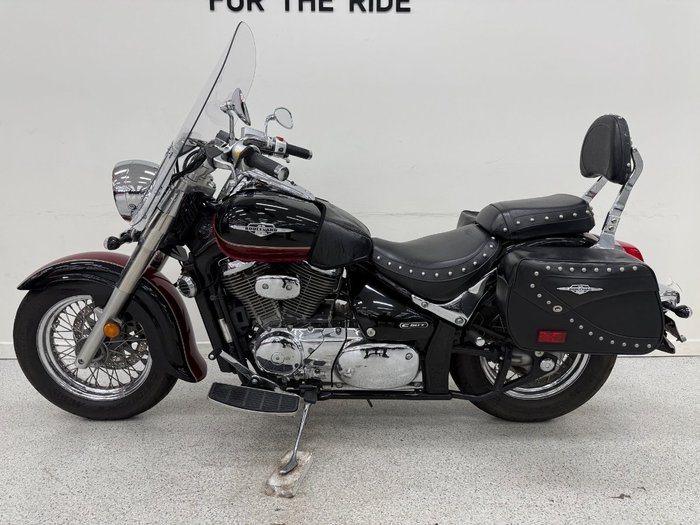 2014 Suzuki VL800T (BOULEVARD C50T) Black