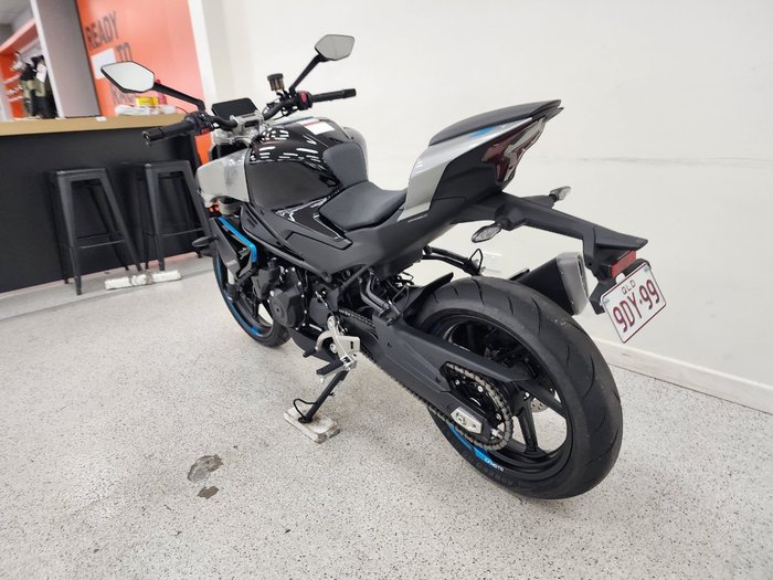 2026 CFMOTO 450 NK Black