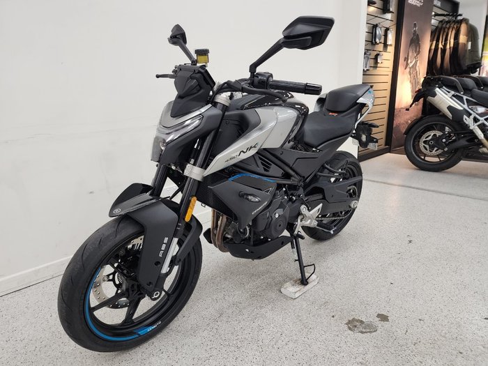 2026 CFMOTO 450 NK Black
