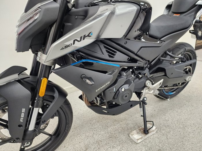 2026 CFMOTO 450 NK Black