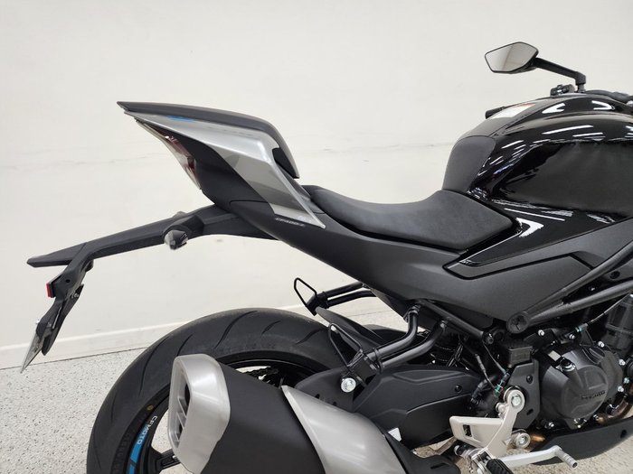 2026 CFMOTO 450 NK Black