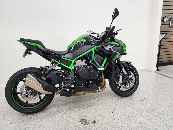 2022 Kawasaki Z H2 (ZR1000K) Green